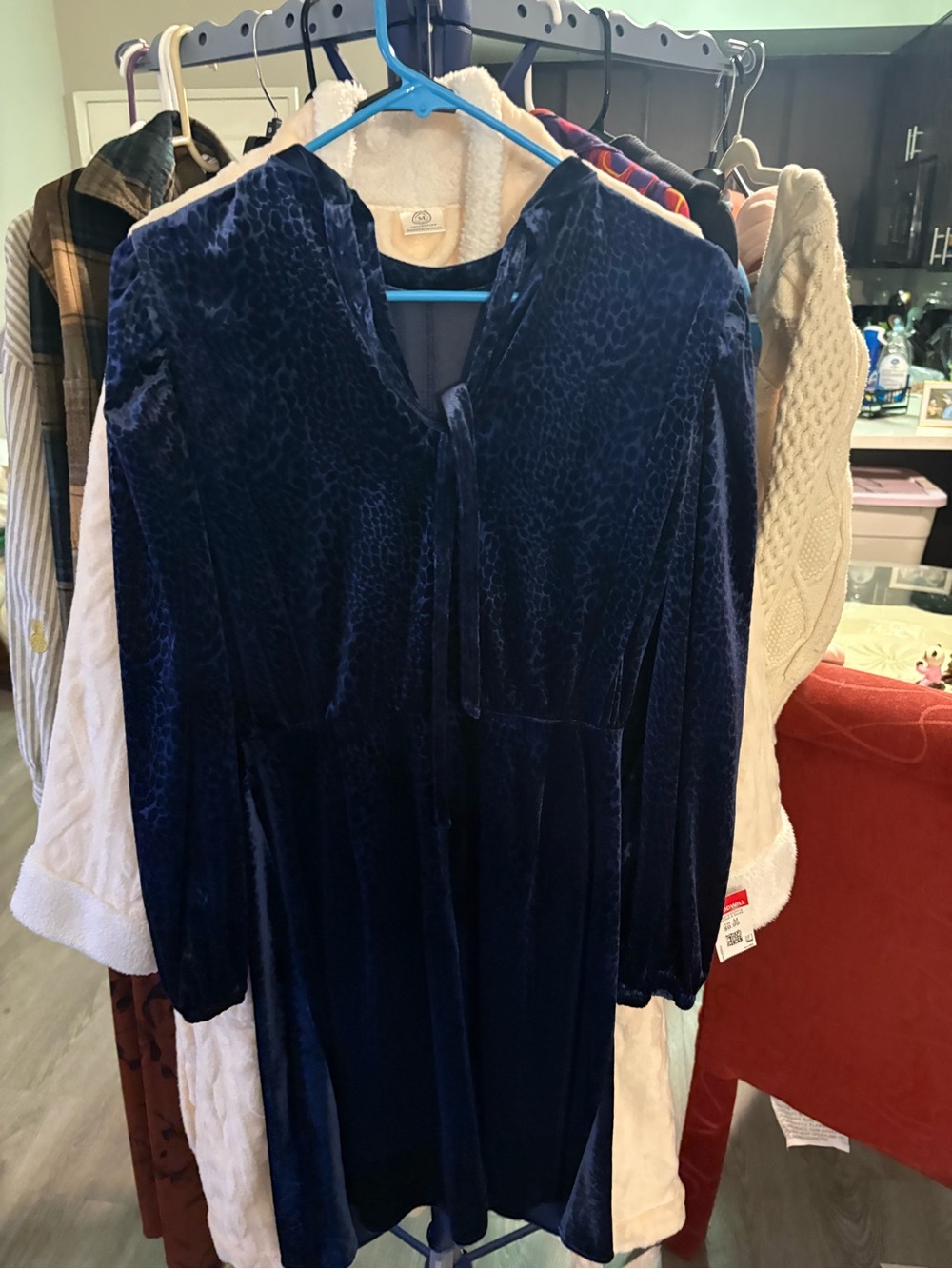 Women's Navy Blue Velvet Long-Sleeve Tie-Neck Dress